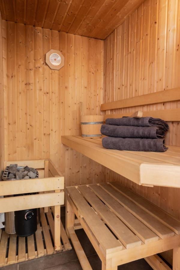 Haus Almkreek Apartment Kaprun Exterior photo